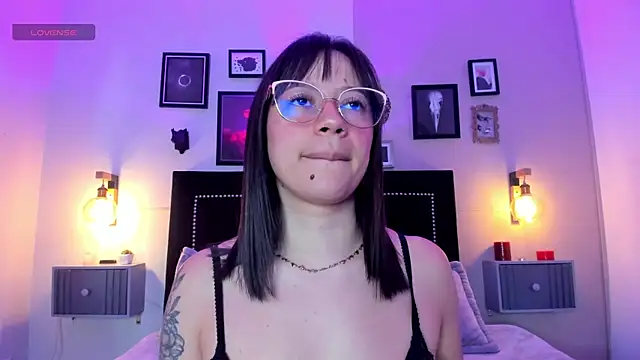 Annie_Petters webcam
