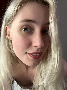 LovelyMiu webcam