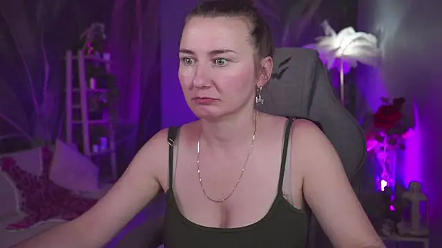 Golden_Dragon live sex cam