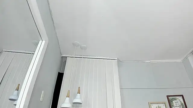 Briian__ live cam on StripChat
