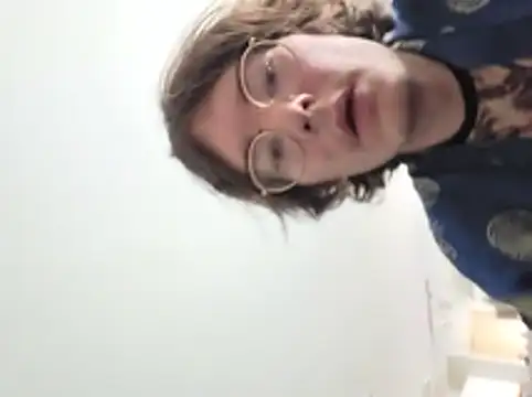 KinkyKittyBoy webcam