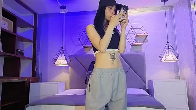 lhiamfitt10 webcam
