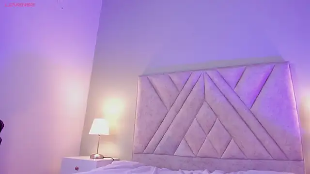 Mia_Carter1 webcam