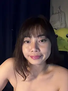 Sweetlyn26 webcam