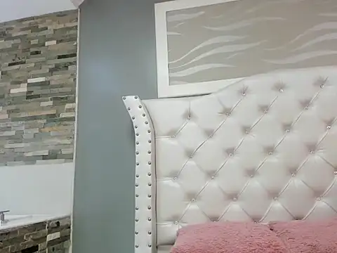 Stefania_Watson webcam