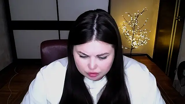 Emily_Mo webcam