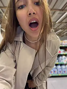 ICrazyOneIRL live cam on StripChat