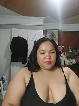 lianacruzado - LianaCruzado's free webcam - UK Sex Cams
