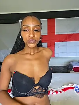 Hazel_Dollxx webcam
