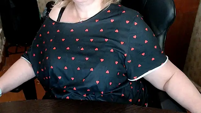 AlisaHot55 webcam