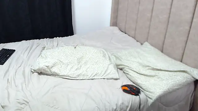 darekgates - Darekgates's free webcam - UK Sex Cams