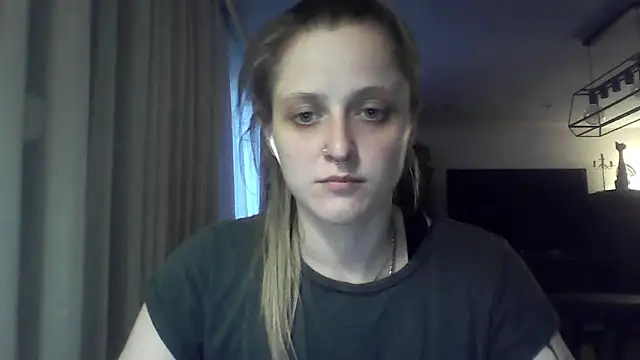 LeaWetGirl webcam