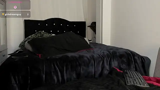 Amy_Aloqua webcam