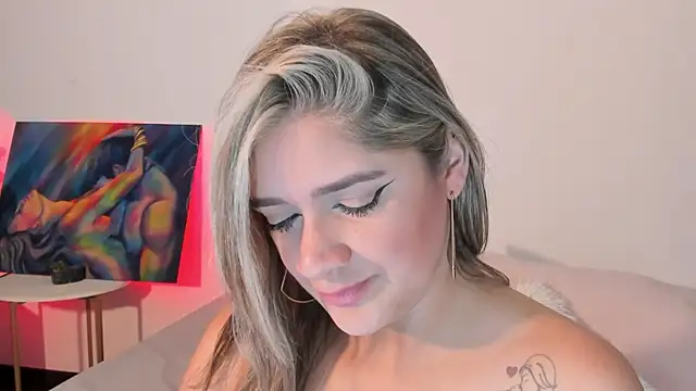 NicoleDiior webcam