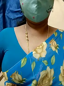 sushma26 Live Webcam on Stripchat