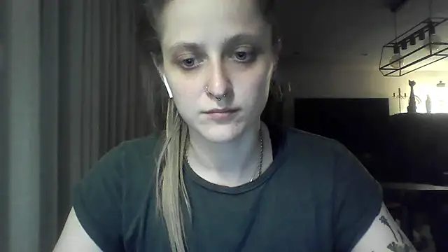 LeaWetGirl webcam
