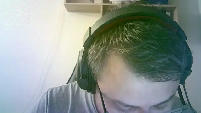 SirAbuser webcam
