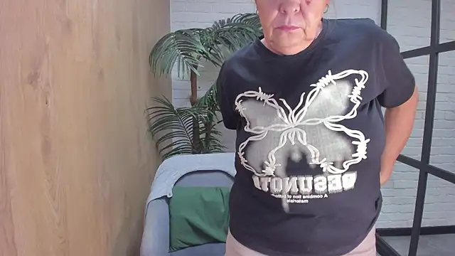 LindaPassionate webcam