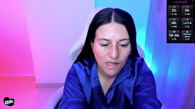 Saskyaa live cam on StripChat