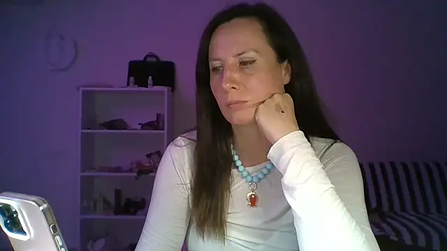 alicainwonderland - ALICAINWONDERLAND's free webcam - UK Sex Cams