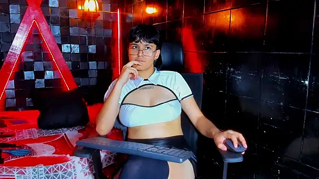 VioletFaith live cam on StripChat