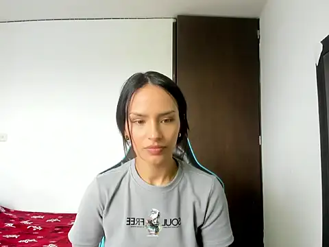 megan_blue__ - Megan_blue__'s free webcam - UK Sex Cams