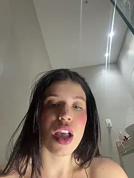 Rafaellaz live cam on StripChat
