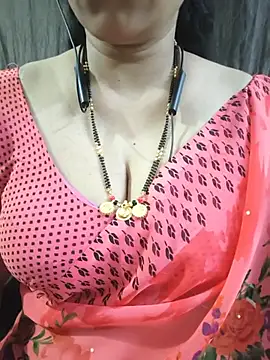 bhuvana_555 webcam