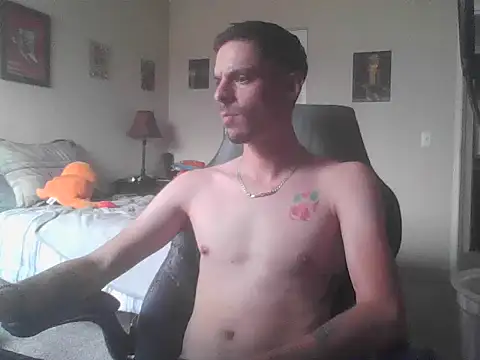 latinosatiro94 live cam on StripChat