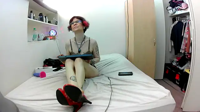 Empress_Lilith webcam