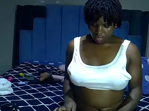 melanin_moon webcam