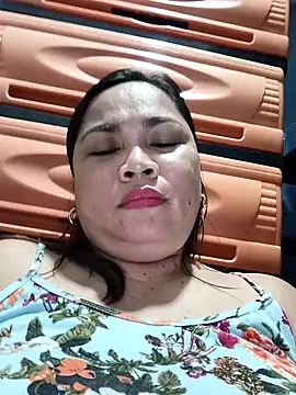 Sweetlorie_83 webcam