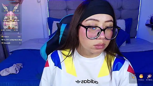 Kata_Bigboobs webcam