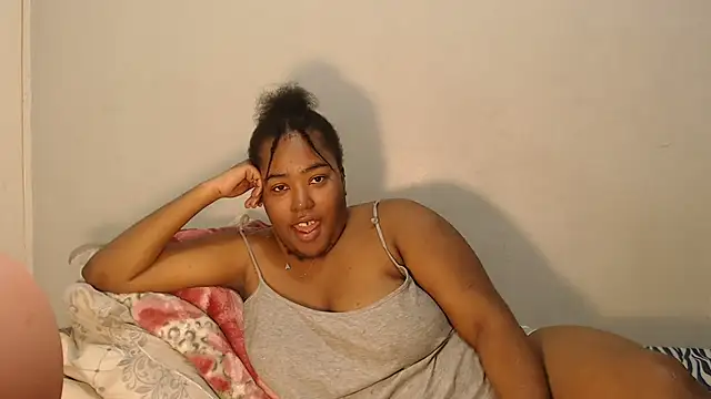 SexyEbonyy_ live cam on StripChat