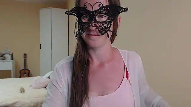 RebeccaSwan live cam on StripChat