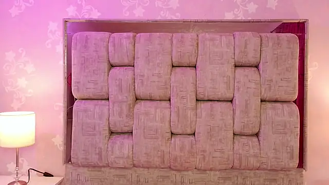 SweetAlana16 live cam on StripChat