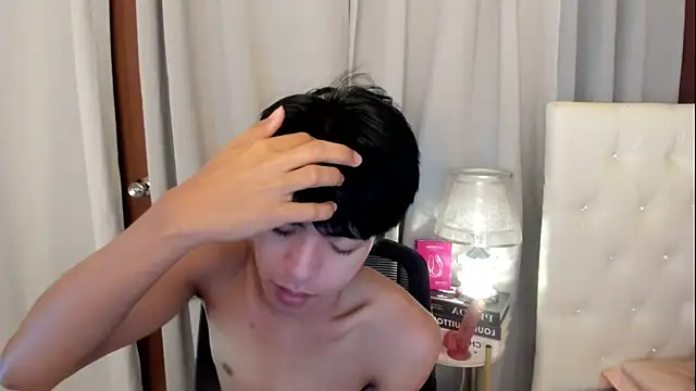 davincihugecock live sex cam