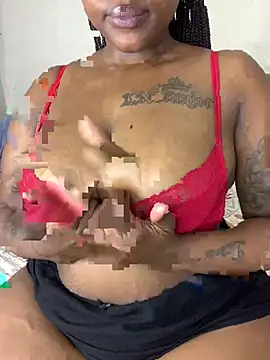ThickPearlx23 webcam