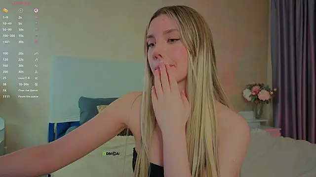 _sophielov webcam