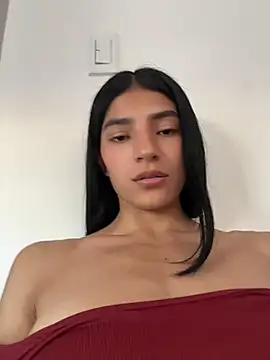 Ema_Rose_ webcam
