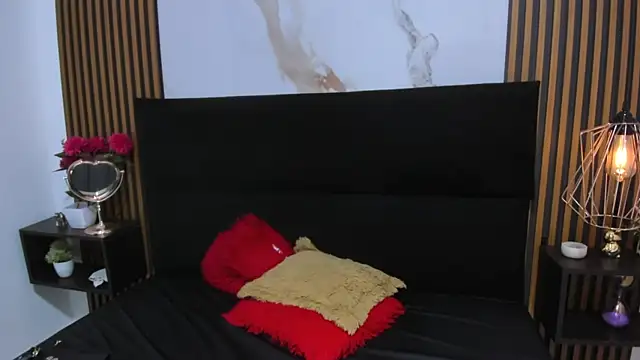 Raven_love webcam