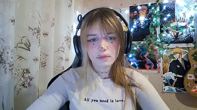 MilaTyan webcam