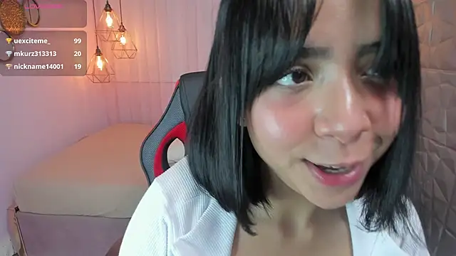Magic_oliviah webcam