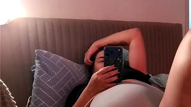 miss_preggie webcam