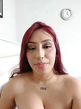 VictoriaGrey__ webcam