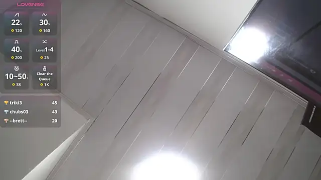 mia_gyutarouwu webcam