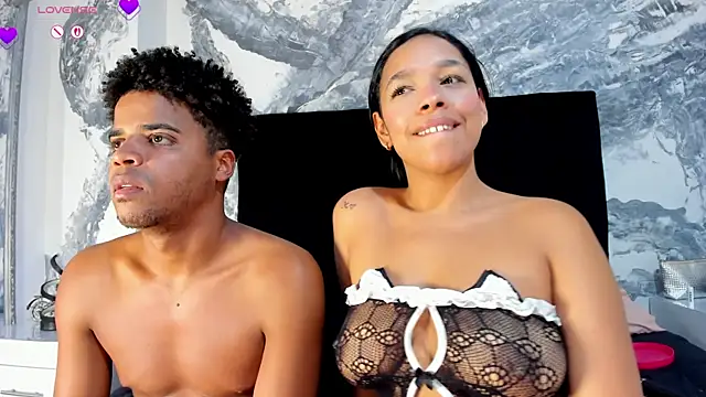 TaylorAndThalia webcam