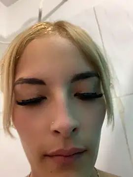 VIOLETA-1122 webcam