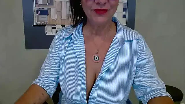 Lindagoddess75 webcam