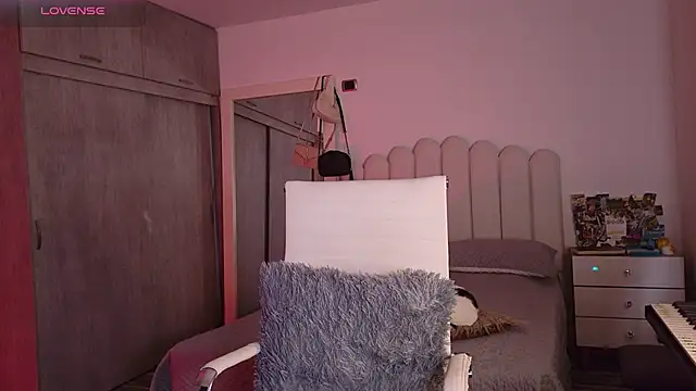 Brown_skin11 webcam